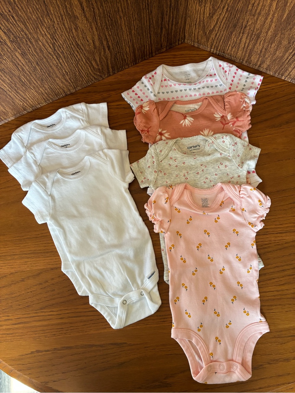 Lot of 7 short sleeve, one piece, snap crotch baby shirts- size 3 months